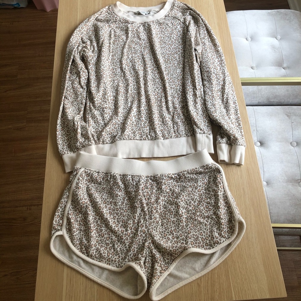 Cheetah Printed Lounge Set